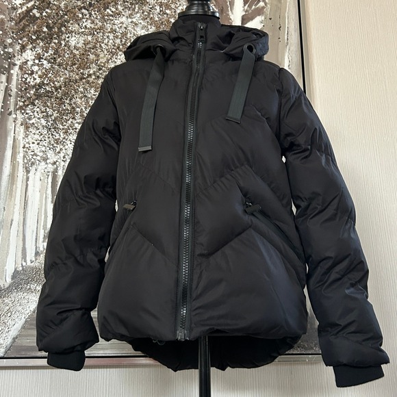 Saint + Sinner Womens Black Maxy Hooded Puffer Jacket - Size Small - Picture 3 of 8